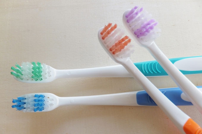 自分に合う歯ブラシを使う